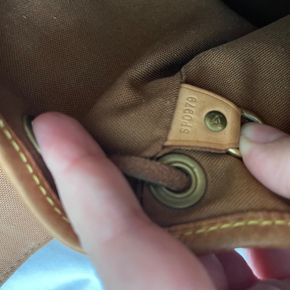 Auth vintage Louis Vuitton Montsouris mini backpack - Picture 3 of 12